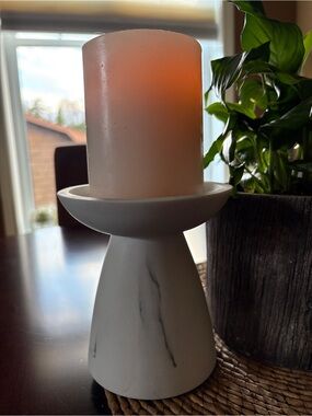 🤍 White Marble Pedestal Candle Holder | 3-Wick Size | Modern Decor